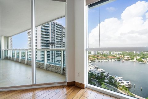 Condo in Aventura, Florida, 2 bedrooms  № 2003090 - photo 6