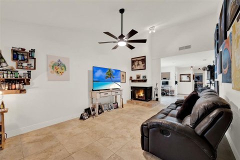 Townhouse in Orlando, Florida 2 bedrooms, 130.81 sq.m. № 1742694 - photo 10