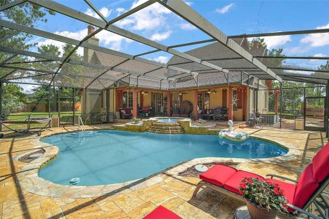 House in Howey-in-the-Hills, Florida 5 bedrooms, 410.16 sq.m. № 1757630 - photo 3