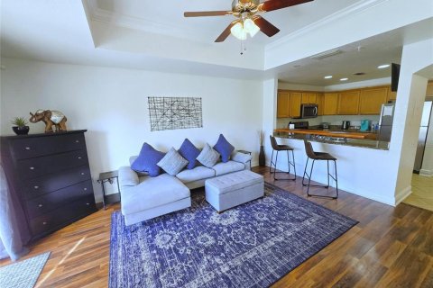 Condo in Four Corners, Florida, 1 bedroom № 2206900 - photo 4
