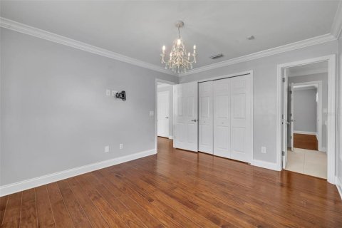 House in Maitland, Florida 4 bedrooms, 287.9 sq.m. № 1894934 - photo 22