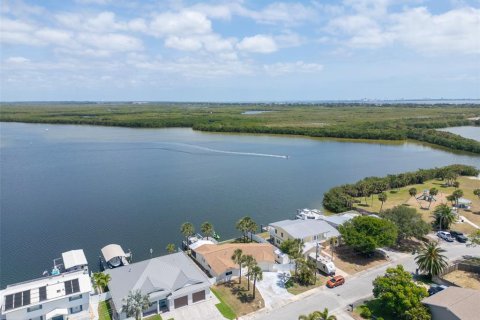 Villa ou maison à vendre à Merrit Island, Floride: 3 chambres, 154.22 m2 № 1654262 - photo 24