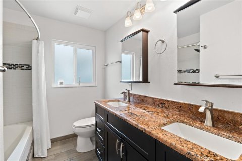 Villa ou maison à vendre à Merrit Island, Floride: 3 chambres, 154.22 m2 № 1654262 - photo 19