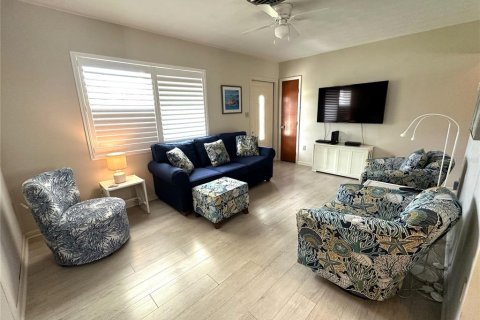 House in Venice, Florida 3 bedrooms, 124.21 sq.m. № 1803004 - photo 10