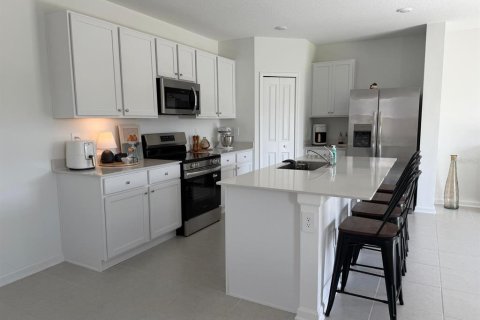 Villa ou maison à louer à Winter Haven, Floride: 4 chambres, 174.1 m2 № 2429468 - photo 8