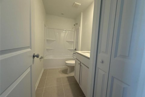 Villa ou maison à louer à Winter Haven, Floride: 4 chambres, 174.1 m2 № 2429468 - photo 16