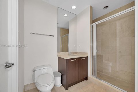 Condominio en venta en Sunny Isles Beach, Florida, 3 dormitorios, 199.09 m2 № 2152578 - foto 9
