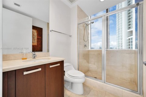 Condominio en venta en Sunny Isles Beach, Florida, 3 dormitorios, 199.09 m2 № 2152578 - foto 8