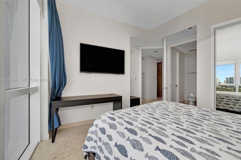 Condominio en venta en Sunny Isles Beach, Florida, 3 dormitorios, 199.09 m2 № 2152578 - foto 20