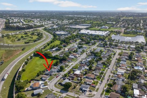 Купить виллу или дом в Помпано-Бич, Флорида 3 спальни, 117.06м2, № 2062905 - фото 25