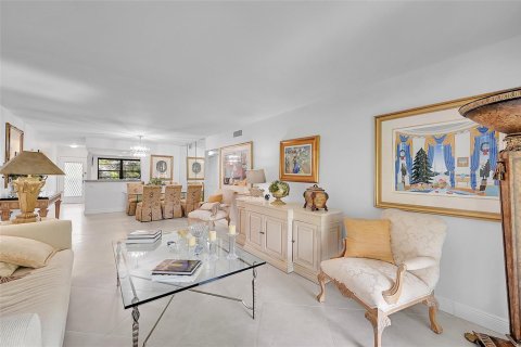 Condo in Coconut Creek, Florida, 2 bedrooms № 2259600 - photo 18