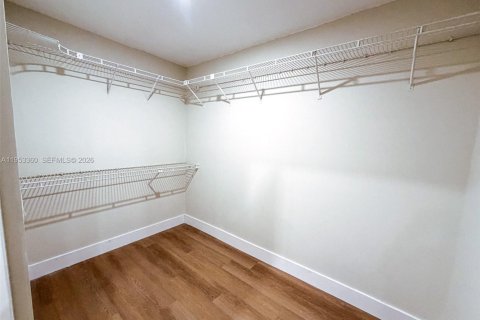 House in West Palm Beach, Florida 3 bedrooms, 156.63 sq.m. № 2007773 - photo 10