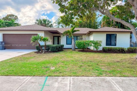 House in West Palm Beach, Florida 3 bedrooms, 156.63 sq.m. № 2007773