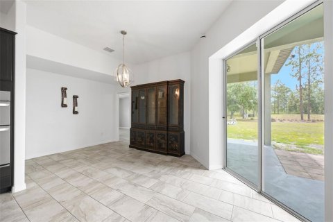House in Weeki Wachee, Florida 4 bedrooms, 327.76 sq.m. № 2118125 - photo 14