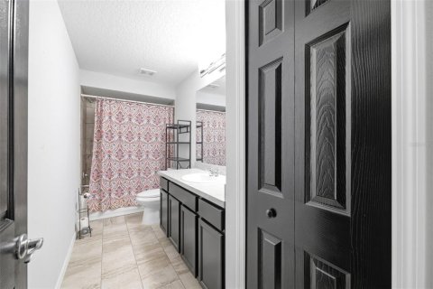 House in Weeki Wachee, Florida 4 bedrooms, 327.76 sq.m. № 2118125 - photo 27