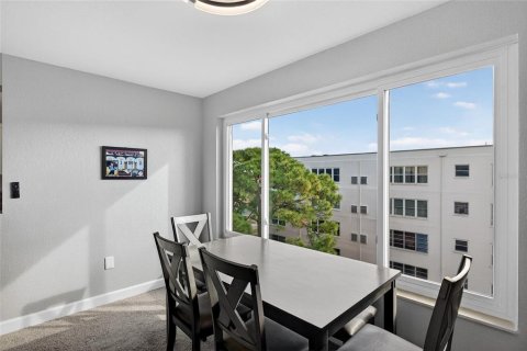 Copropriété à vendre à Saint Petersburg, Floride: 2 chambres, 105.44 m2 № 2166325 - photo 9