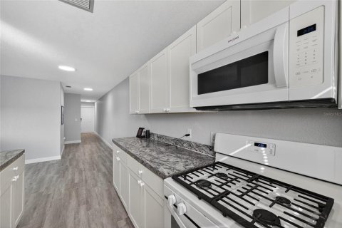 Copropriété à vendre à Saint Petersburg, Floride: 2 chambres, 105.44 m2 № 2166325 - photo 16