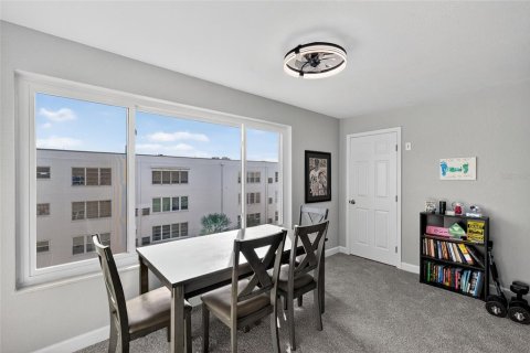 Copropriété à vendre à Saint Petersburg, Floride: 2 chambres, 105.44 m2 № 2166325 - photo 8