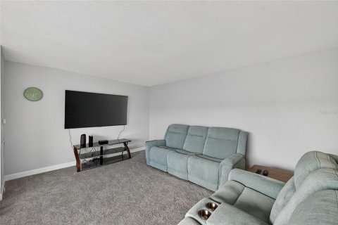 Copropriété à vendre à Saint Petersburg, Floride: 2 chambres, 105.44 m2 № 2166325 - photo 5