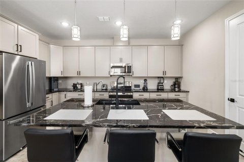 Villa ou maison à vendre à DeLand, Floride: 4 chambres, 192.77 m2 № 2133561 - photo 3