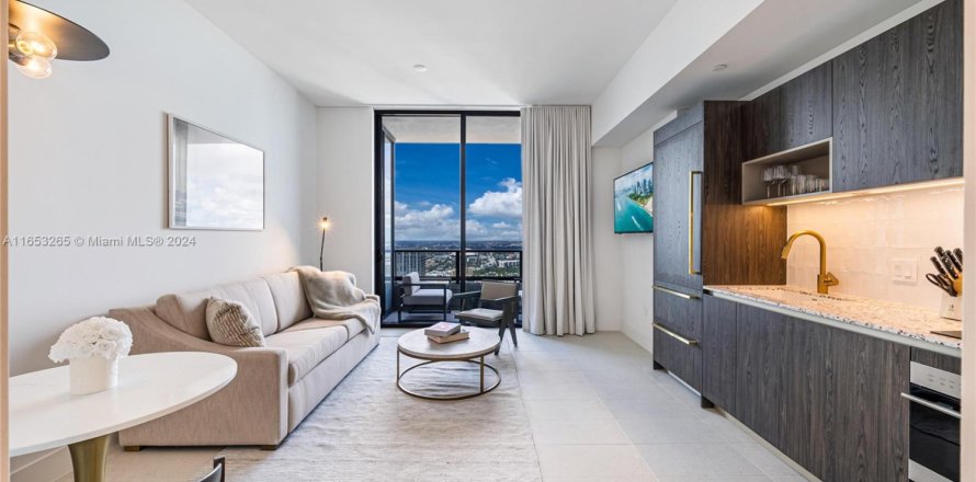 Condominio en Miami, Florida, 1 dormitorio № 1868709