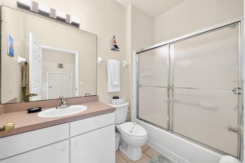 Touwnhouse à vendre à Kissimmee, Floride: 4 chambres, 151.99 m2 № 2436700 - photo 14