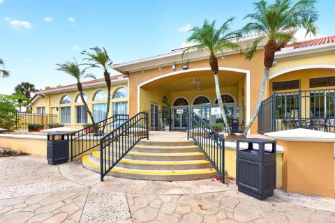 Touwnhouse à vendre à Kissimmee, Floride: 4 chambres, 151.99 m2 № 2436700 - photo 29
