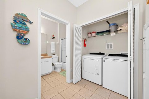 Touwnhouse à vendre à Kissimmee, Floride: 4 chambres, 151.99 m2 № 2436700 - photo 23
