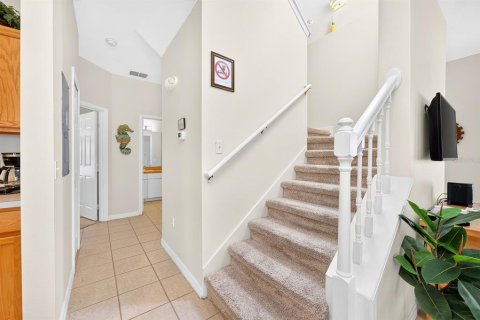 Touwnhouse à vendre à Kissimmee, Floride: 4 chambres, 151.99 m2 № 2436700 - photo 15