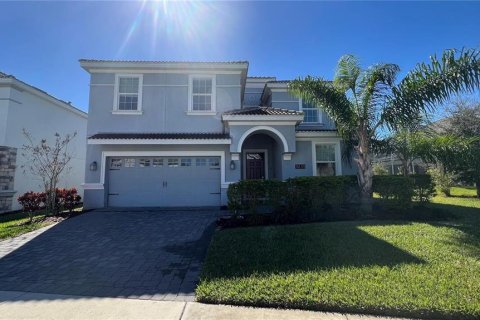House in Davenport, Florida 8 bedrooms, 363.15 sq.m. № 1522331 - photo 2