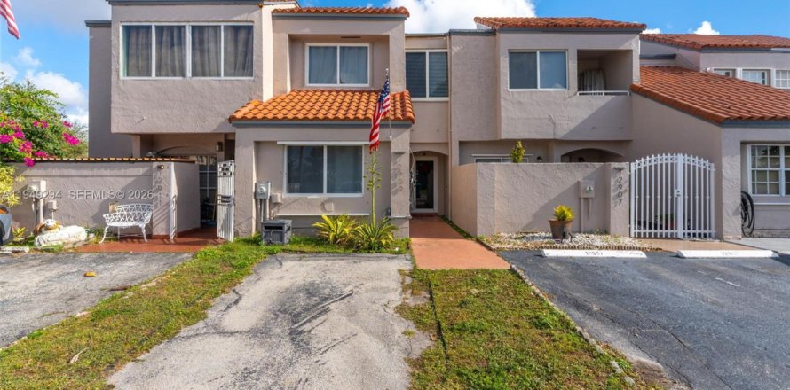 Touwnhouse à Miami, Floride 2 chambres, 111.39 m2 № 2005133