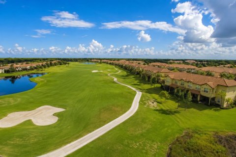 Condominio en alquiler en Lakewood Ranch, Florida, 3 dormitorios, 168.34 m2 № 2217339 - foto 14