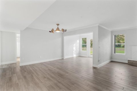 Condo in Wildwood, Florida, 2 bedrooms  № 1447111 - photo 15