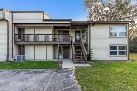 Condo in Wildwood, Florida, 2 bedrooms  № 1447111 - photo 29
