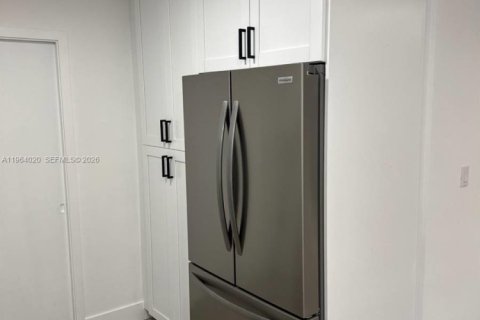 Casa en venta en Miami, Florida, 3 dormitorios, 143.35 m2 № 2025673 - foto 15