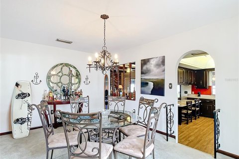 Casa en venta en Fruitland Park, Florida, 2 dormitorios, 161.28 m2 № 1659282 - foto 11
