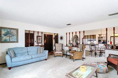 Casa en venta en Fruitland Park, Florida, 2 dormitorios, 161.28 m2 № 1659282 - foto 9