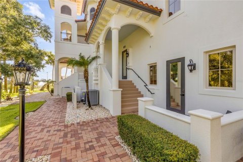 Condo in Port Orange, Florida, 3 bedrooms  № 2206461 - photo 4