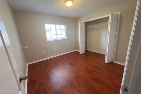 Adosado en venta en Miami, Florida, 3 dormitorios, 169.08 m2 № 1823866 - foto 26