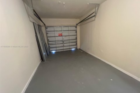 Adosado en venta en Miami, Florida, 3 dormitorios, 169.08 m2 № 1823866 - foto 30