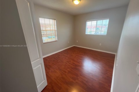 Adosado en venta en Miami, Florida, 3 dormitorios, 169.08 m2 № 1823866 - foto 23