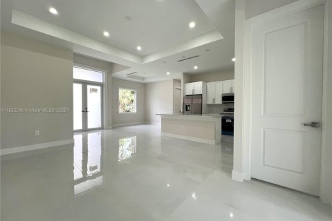Casa en venta en Naples, Florida, 4 dormitorios, 149.39 m2 № 1875041 - foto 5