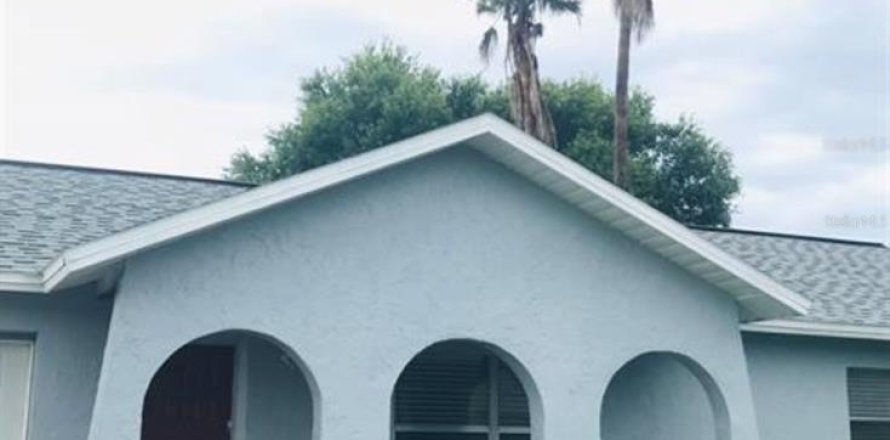 Villa ou maison à New Port Richey, Floride 3 chambres, 95.88 m2 № 1791299