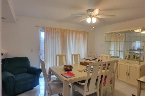 Copropriété à vendre à Orlando, Floride: 3 chambres, 143.07 m2 № 1878219 - photo 16