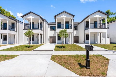 Adosado en venta en Tampa, Florida, 3 dormitorios, 151.99 m2 № 2214252 - foto 4