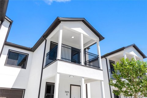 Adosado en venta en Tampa, Florida, 3 dormitorios, 151.99 m2 № 2214252 - foto 3