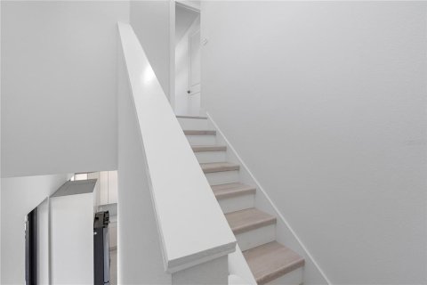 Adosado en venta en Tampa, Florida, 3 dormitorios, 151.99 m2 № 2214252 - foto 22