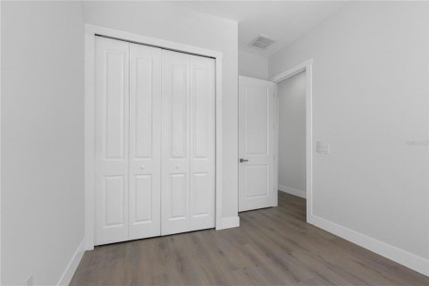 Adosado en venta en Tampa, Florida, 3 dormitorios, 151.99 m2 № 2214252 - foto 19