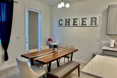 Adosado en alquiler en Davenport, Florida, 3 dormitorios, 153.57 m2 № 1803344 - foto 2