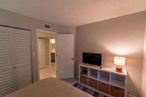 Condominio en venta en Port Charlotte, Florida, 2 dormitorios, 83.52 m2 № 2117516 - foto 15